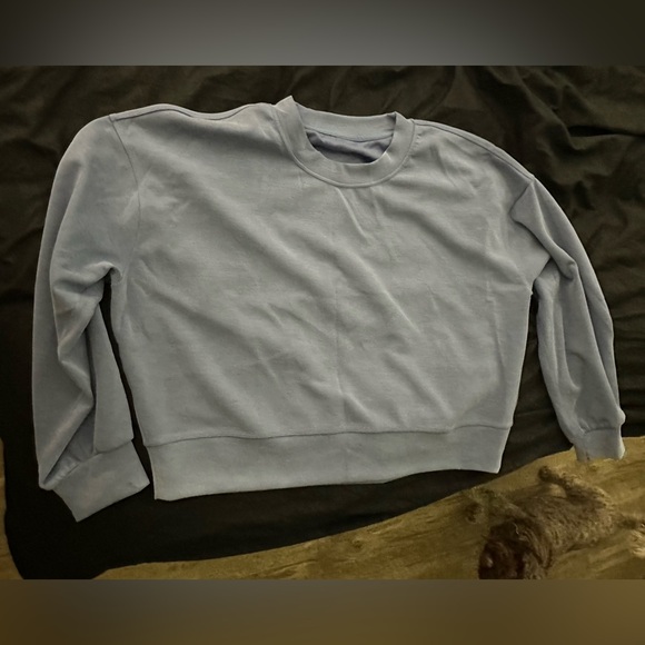 Lululemon Softstreme Perfectly Oversized Cropped Crew - Picture 4 of 7